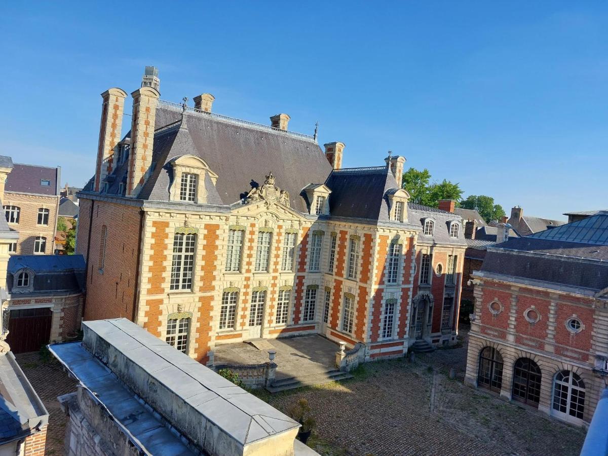 Maison Au Pied De La Cathedrale Amiens Centre Exterior photo